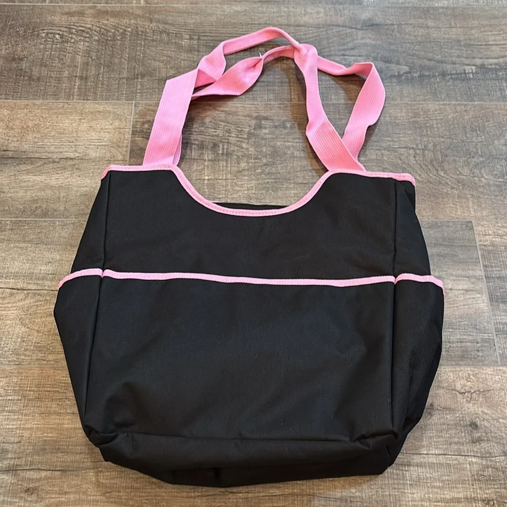 New Pink and Black Diaper Bag with‎ Zipper Closure
